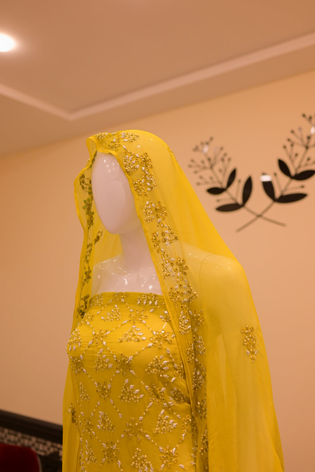 Unstitched Chiffom Mukesh Shirt+dupatta- dhani