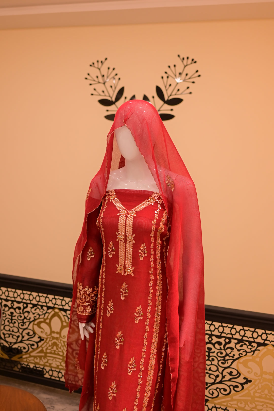 Unstitsched Cotton net cutwork 2pc Gota-Red